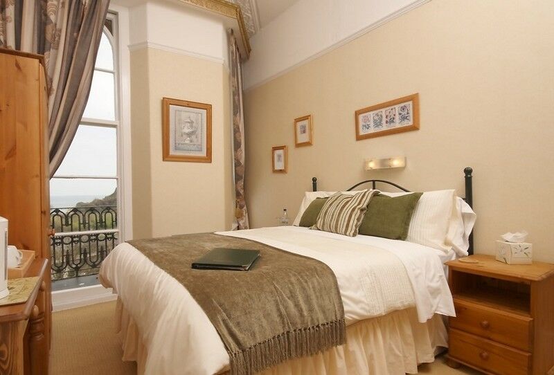 The Collingdale Guest House Ілфракомб Номер фото